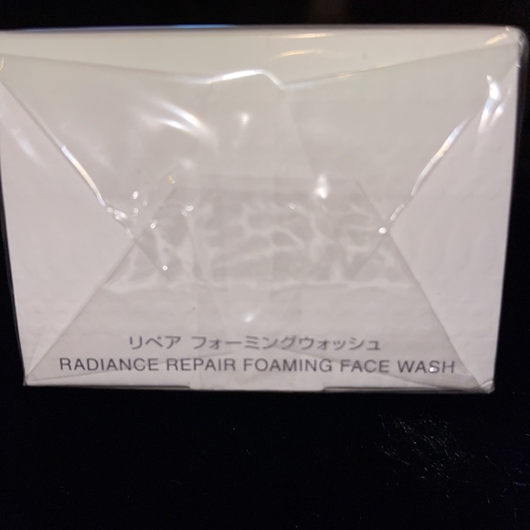 AQ Meliority Radiance Repair Foaming Face Wash - Picture 2 of 4